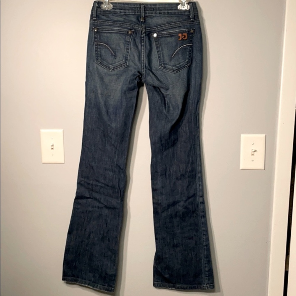 26, Joe’s jeans